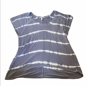 Victoria’s Secret shirt size M